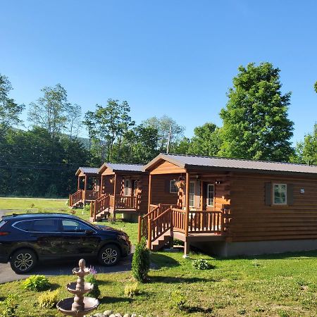 Lincoln Log Cabins Hotel Exterior photo